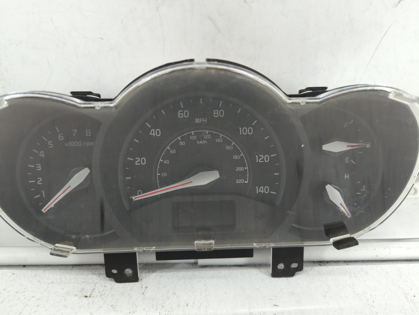2016-2017 Kia Rio Instrument Cluster Speedometer Gauges P/N:94024-1W770 15005-122 Fits Fits 2016 2017 OEM Used Auto Parts - 