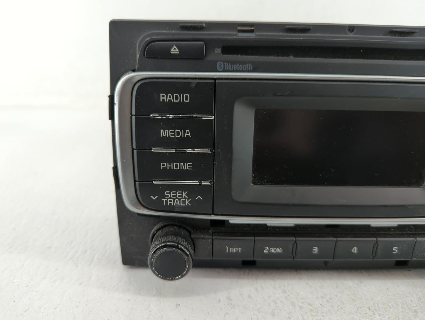 2016-2017 Kia Rio Am Fm Cd Player Radio Receiver - Oemusedautoparts1.com