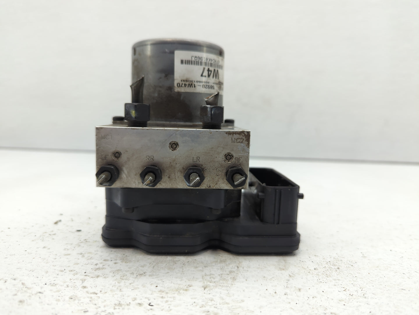 2016-2017 Kia Rio ABS Pump Control Module Replacement P/N:58920-1W470 Fits Fits 2016 2017 OEM Used Auto Parts - Oemusedautop