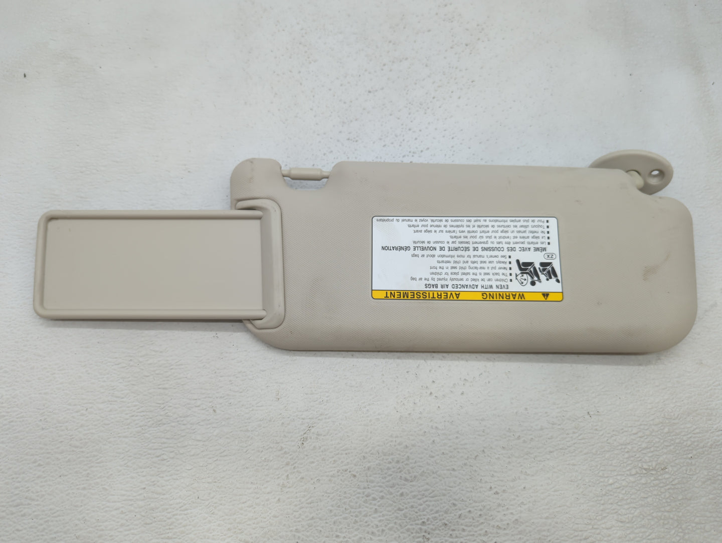 2012-2017 Kia Rio Sun Visor Shade Replacement Passenger Right Mirror Fits Fits 2012 2013 2014 2015 2016 2017 OEM Used Auto P