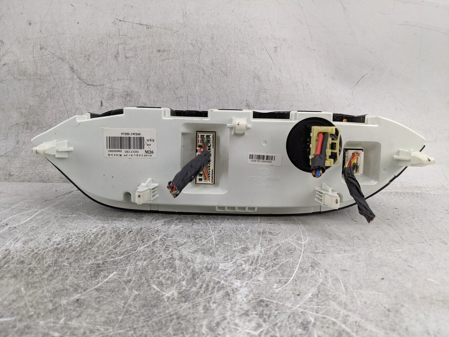 2016-2017 Kia Rio Climate Control Module Temperature AC/Heater Replacement P/N:97250-1W260 Fits Fits 2016 2017 OEM Used Auto