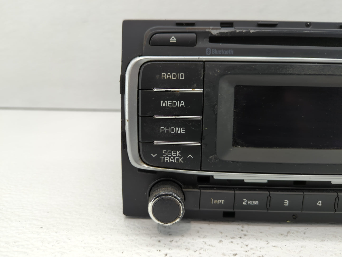 2016-2017 Kia Rio Radio AM FM Cd Player Receiver Replacement P/N:96170-1W960CA Fits Fits 2016 2017 OEM Used Auto Parts - Oem