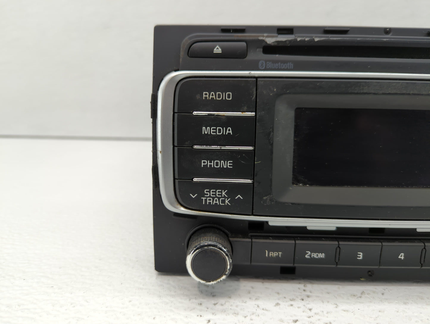 2016-2017 Kia Rio Radio AM FM Cd Player Receiver Replacement P/N:96170-1W960CA Fits Fits 2016 2017 OEM Used Auto Parts - Oem