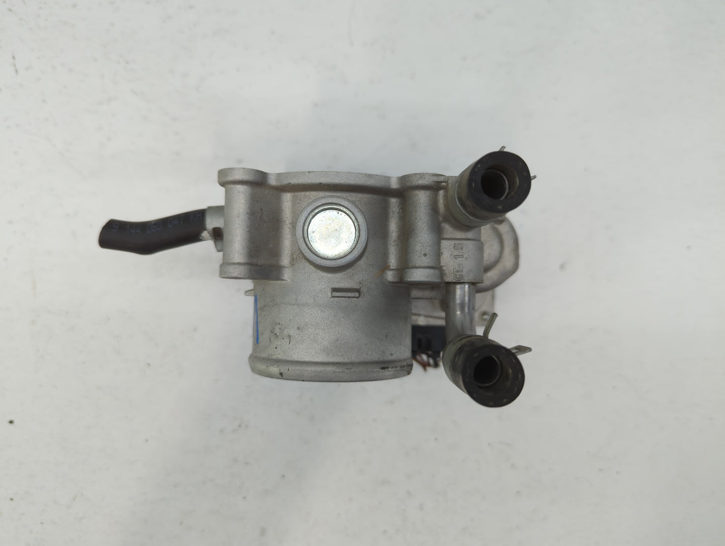 2012-2019 Kia Rio Throttle Body P/N:35100-2B300 Fits Fits 2012 2013 2014 2015 2016 2017 2018 2019 OEM Used Auto Parts - Oemu