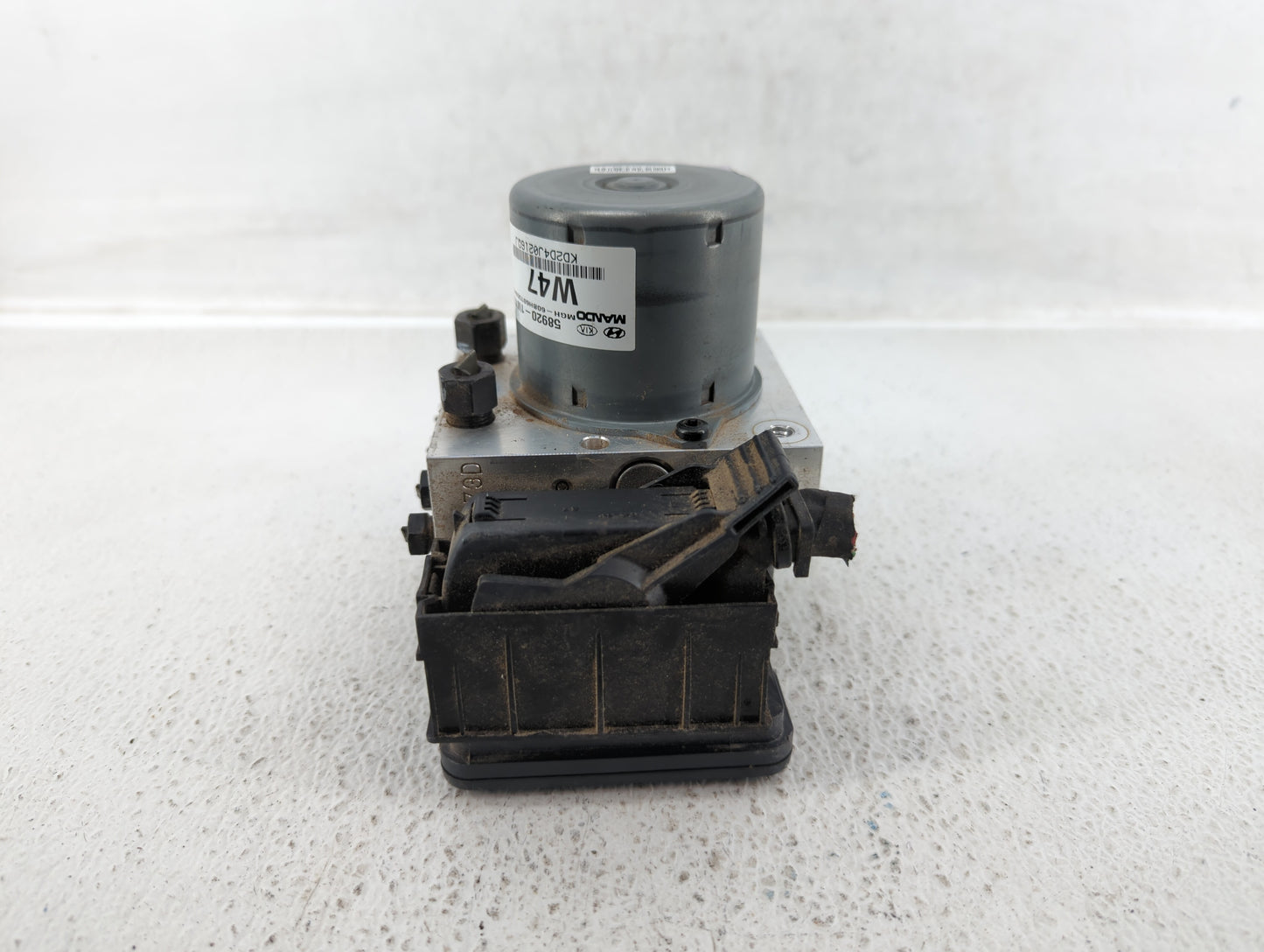 2016-2017 Kia Rio ABS Pump Control Module Replacement P/N:58920-1W470 Fits Fits 2016 2017 OEM Used Auto Parts - Oemusedautop