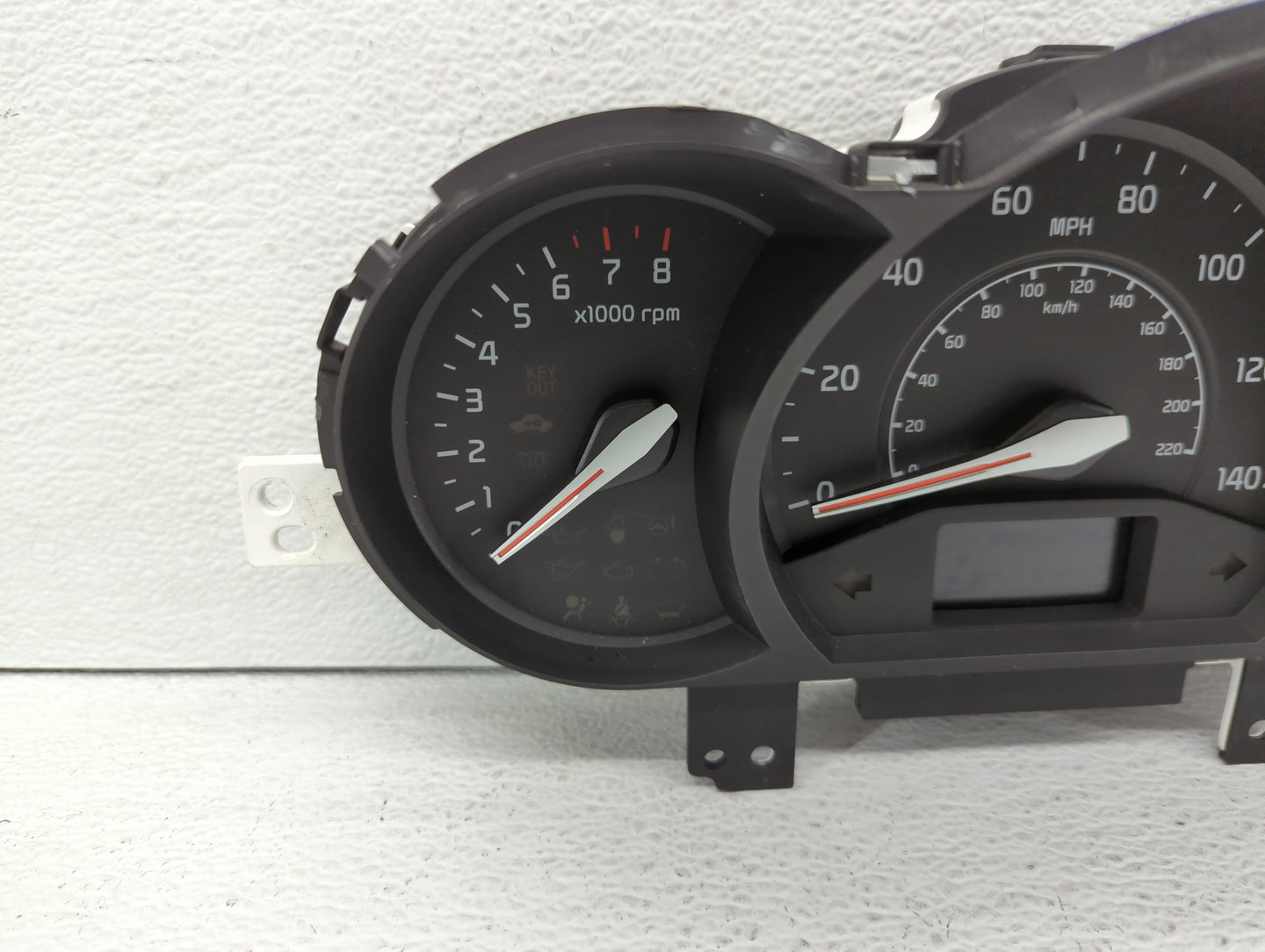 2016-2017 Kia Rio Instrument Cluster Speedometer Gauges P/N:94024-1W770 Fits Fits 2016 2017 OEM Used Auto Parts - Oemusedaut