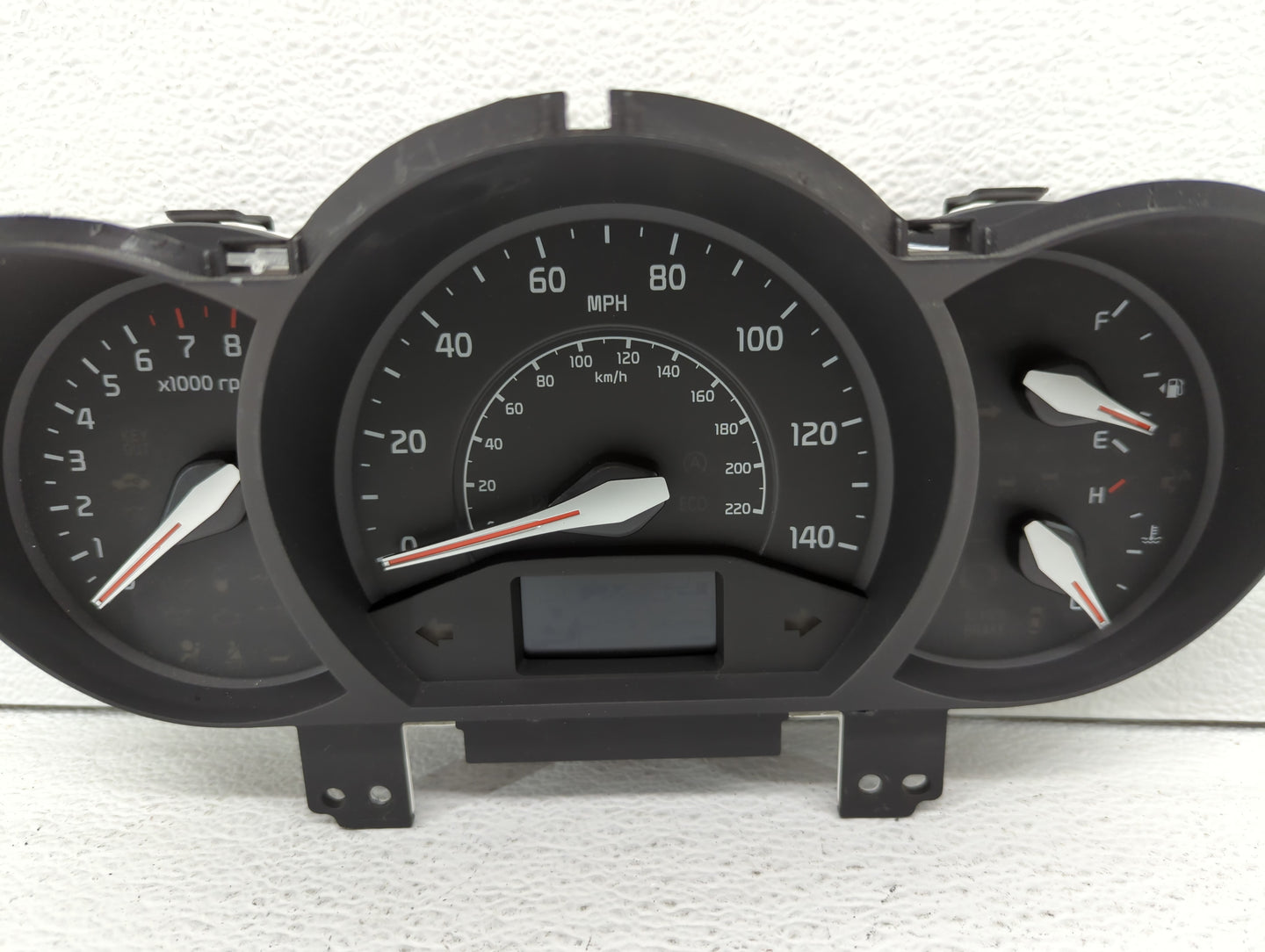 2016-2017 Kia Rio Instrument Cluster Speedometer Gauges P/N:94024-1W770 Fits Fits 2016 2017 OEM Used Auto Parts - Oemusedaut