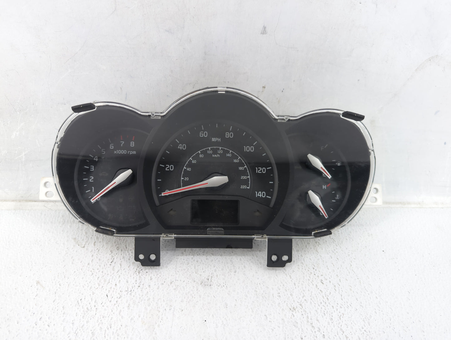 2016-2017 Kia Rio Instrument Cluster Speedometer Gauges P/N:94024-1W770 Fits Fits 2016 2017 OEM Used Auto Parts - Oemusedaut