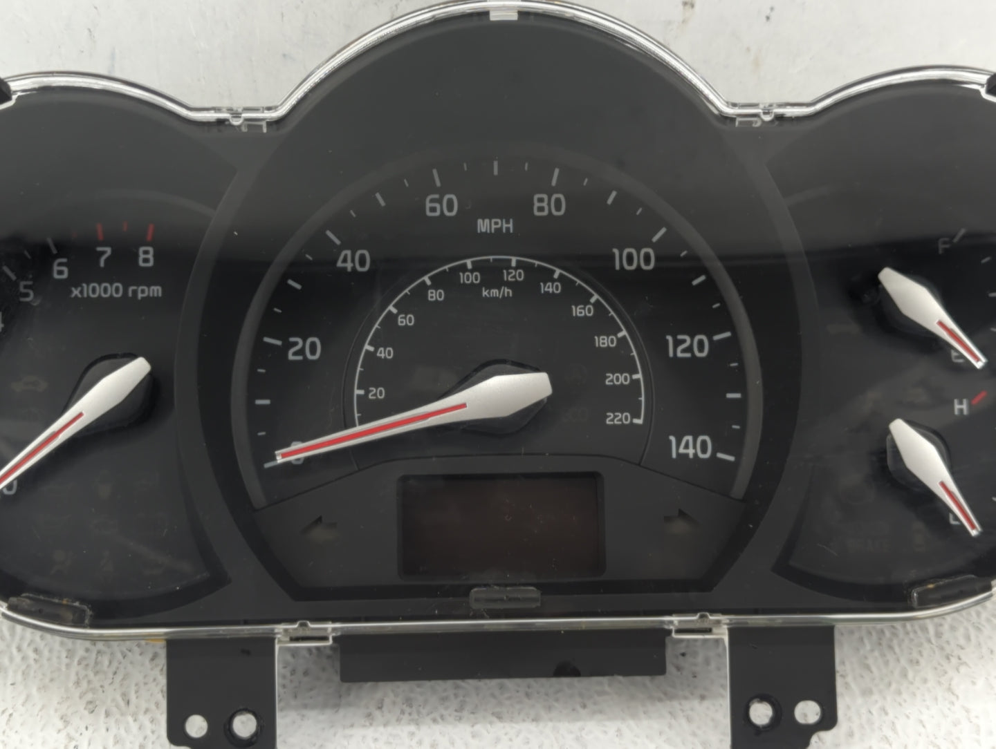2016-2017 Kia Rio Instrument Cluster Speedometer Gauges P/N:94024-1W770 Fits Fits 2016 2017 OEM Used Auto Parts - Oemusedaut