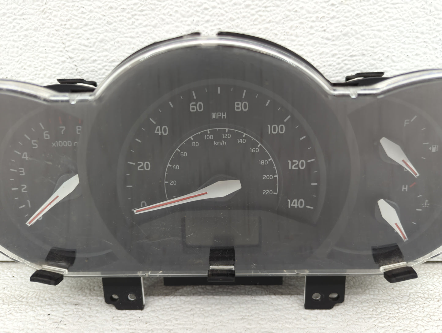 2016-2017 Kia Rio Instrument Cluster Speedometer Gauges P/N:94024-1W770 Fits Fits 2016 2017 OEM Used Auto Parts - Oemusedaut
