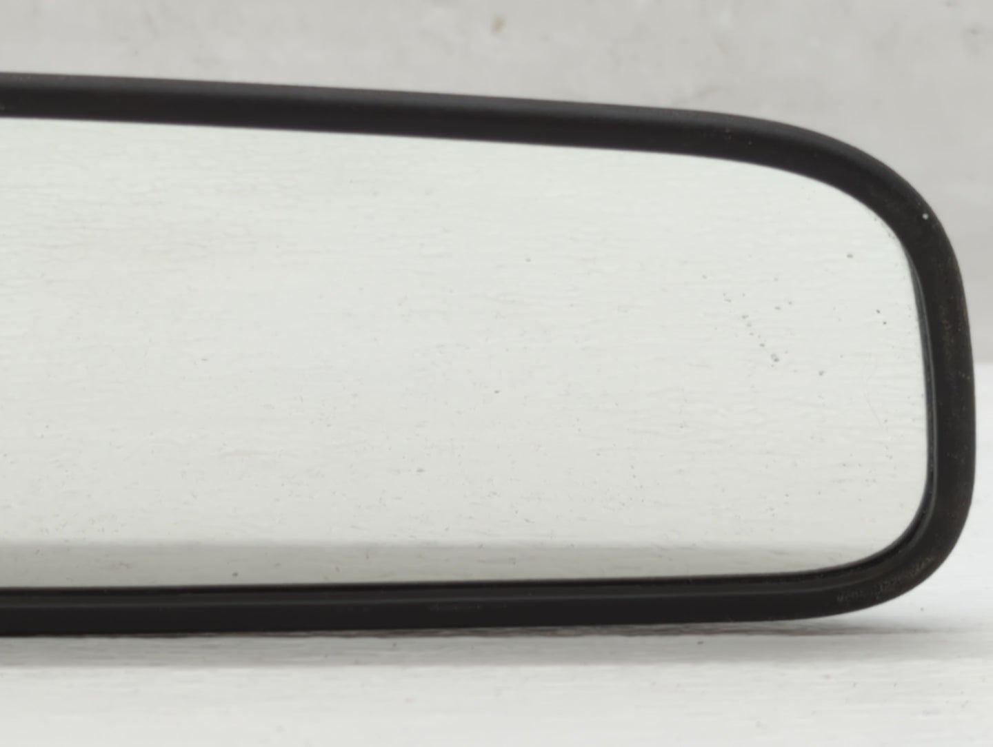 2010-2017 Kia Rio Interior Rear View Mirror Replacement OEM P/N:IE4012143 Fits OEM Used Auto Parts - Oemusedautoparts1.com