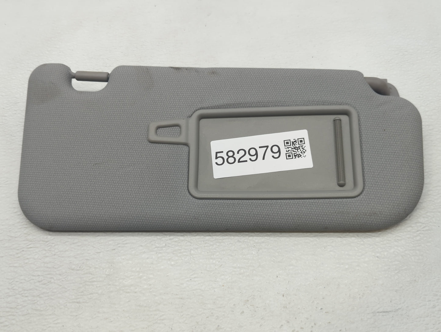 2012-2017 Kia Rio Sun Visor Shade Replacement Passenger Right Mirror Fits Fits 2012 2013 2014 2015 2016 2017 OEM Used Auto P