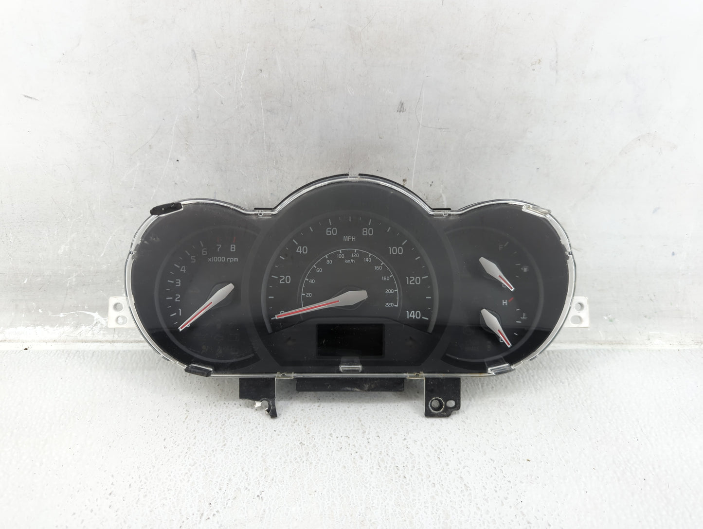 2016-2017 Kia Rio Instrument Cluster Speedometer Gauges P/N:94024-1W770 Fits Fits 2016 2017 OEM Used Auto Parts - Oemusedaut