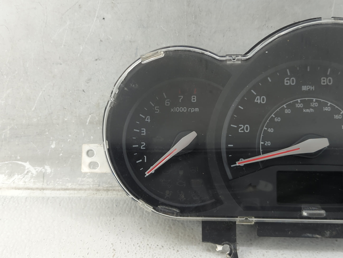 2016-2017 Kia Rio Instrument Cluster Speedometer Gauges P/N:94024-1W770 Fits Fits 2016 2017 OEM Used Auto Parts - Oemusedaut