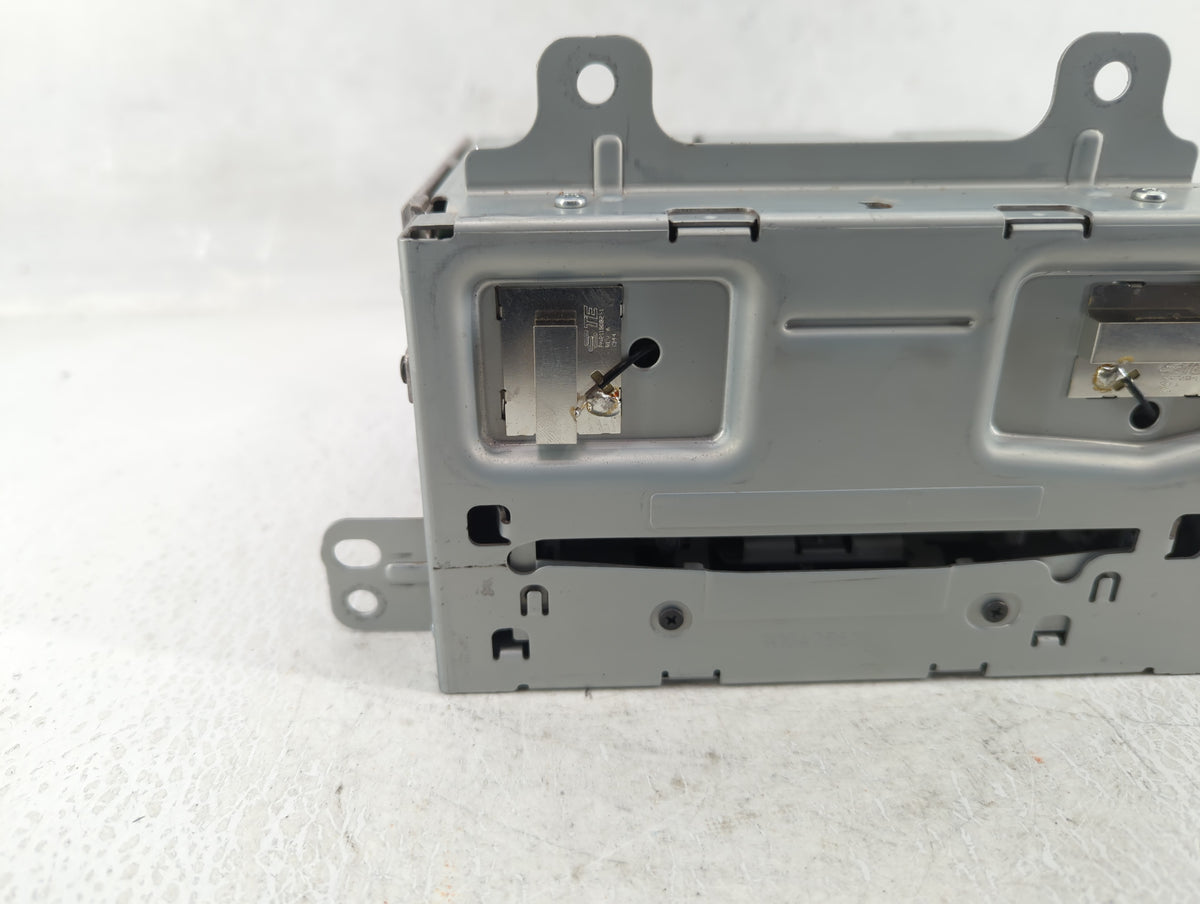 2016-2017 Kia Rio Am Fm Cd Player Radio Receiver 611501 - Oemusedautoparts1.com