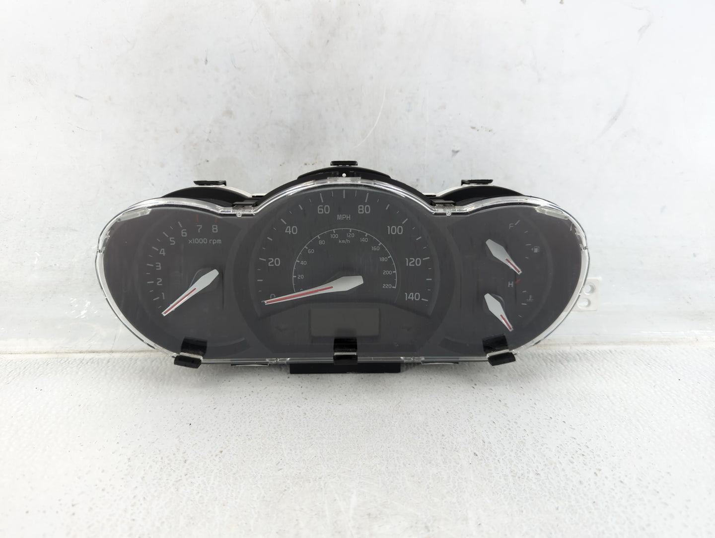 2016-2017 Kia Rio Instrument Cluster Speedometer Gauges P/N:94024-1W770 Fits Fits 2016 2017 OEM Used Auto Parts - Oemusedaut