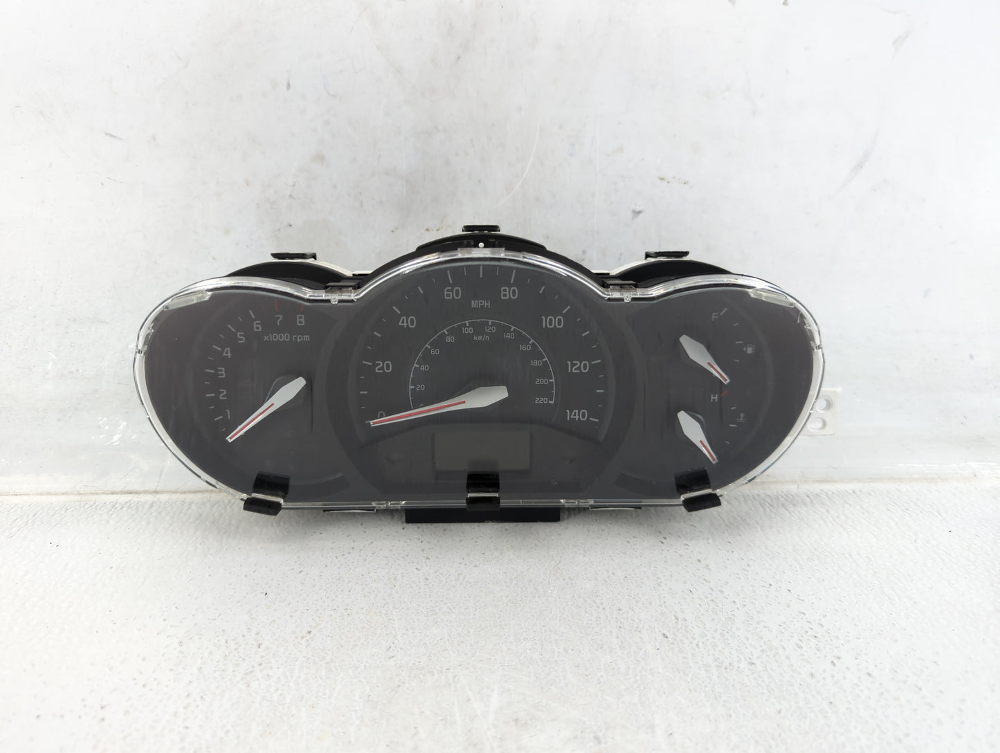 2016-2017 Kia Rio Instrument Cluster Speedometer Gauges P/N:94024-1W770 Fits Fits 2016 2017 OEM Used Auto Parts - Oemusedaut