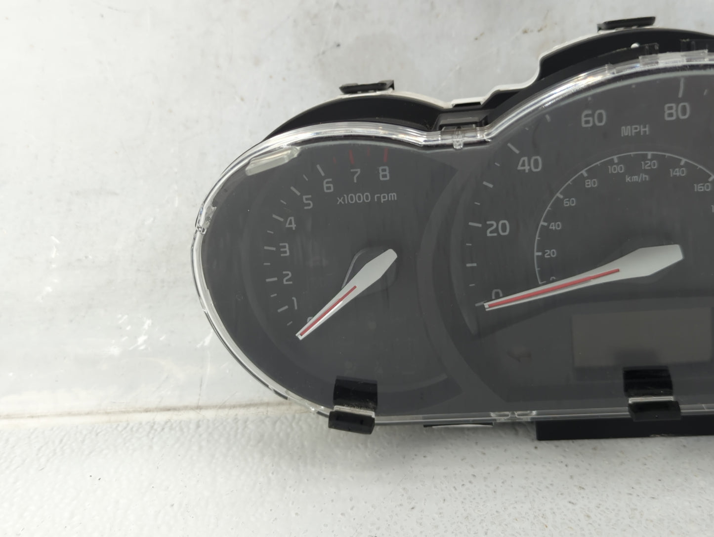2016-2017 Kia Rio Instrument Cluster Speedometer Gauges P/N:94024-1W770 Fits Fits 2016 2017 OEM Used Auto Parts - Oemusedaut