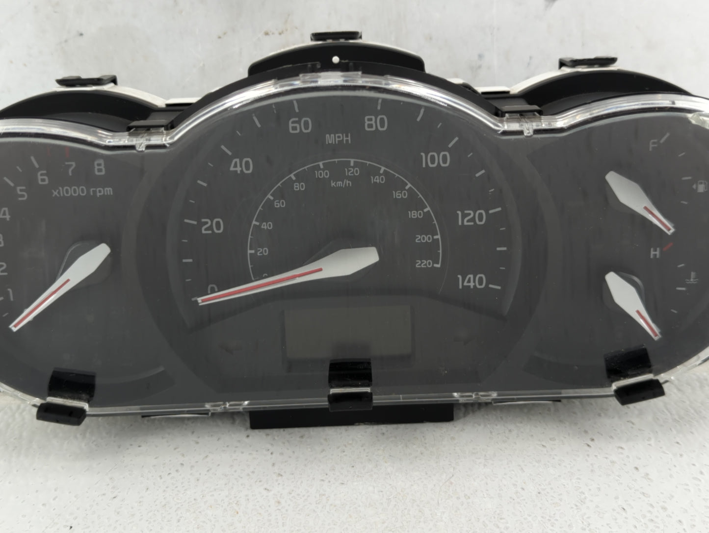 2016-2017 Kia Rio Instrument Cluster Speedometer Gauges P/N:94024-1W770 Fits Fits 2016 2017 OEM Used Auto Parts - Oemusedaut
