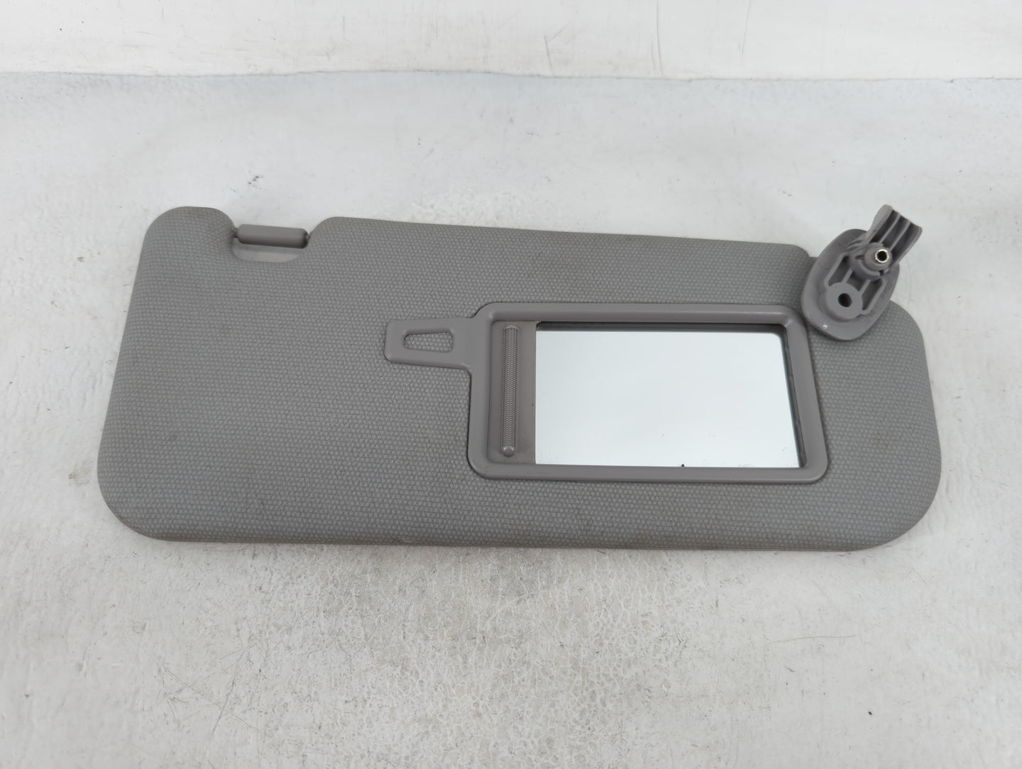 2012-2017 Kia Rio Sun Visor Shade Replacement Passenger Right Mirror Fits Fits 2012 2013 2014 2015 2016 2017 OEM Used Auto P