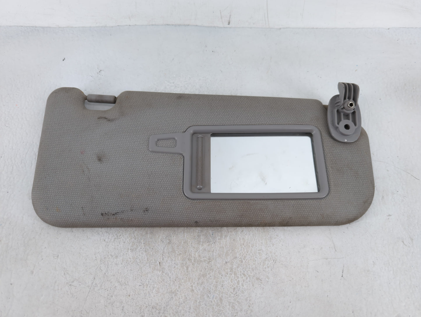 2012-2017 Kia Rio Sun Visor Shade Replacement Passenger Right Mirror Fits Fits 2012 2013 2014 2015 2016 2017 OEM Used Auto P