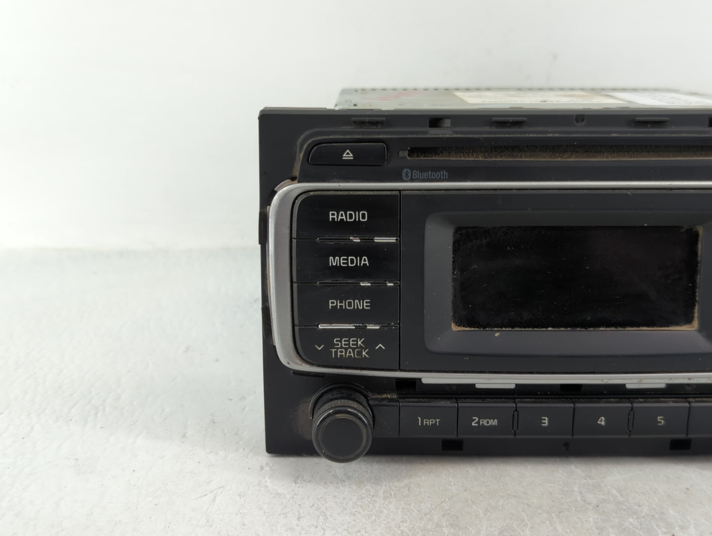 2016-2017 Kia Rio Am Fm Cd Player Radio Receiver - Oemusedautoparts1.com