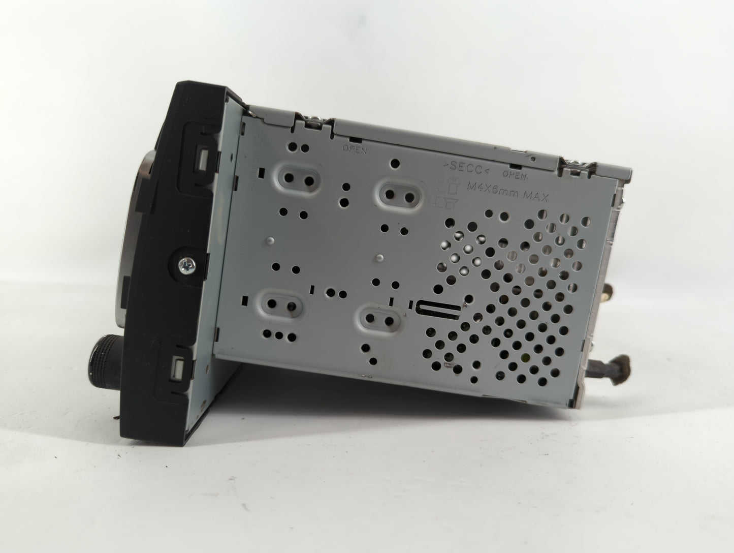 2016-2017 Kia Rio Radio AM FM Cd Player Receiver Replacement P/N:961701W960CA Fits Fits 2016 2017 OEM Used Auto Parts - Oemu