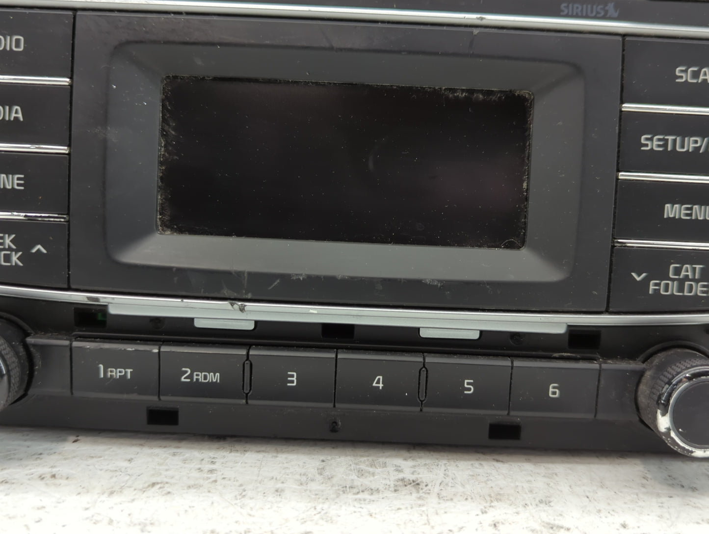 2016-2017 Kia Rio Radio AM FM Cd Player Receiver Replacement P/N:96170-1W960CA Fits Fits 2016 2017 OEM Used Auto Parts - Oem
