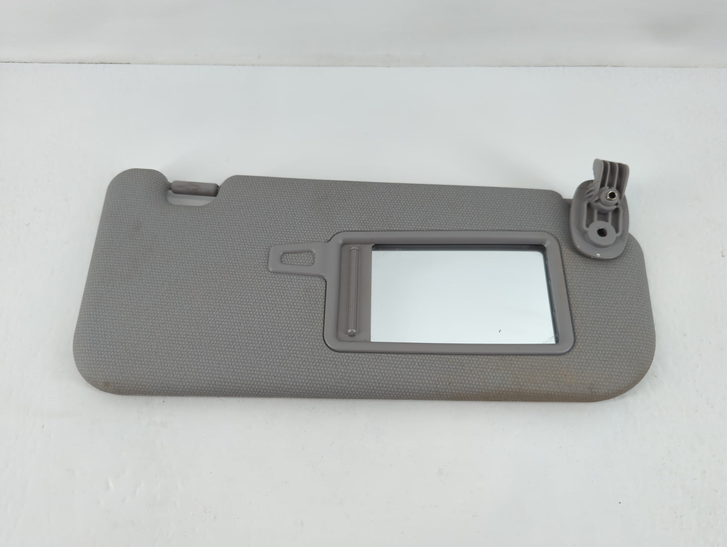 2012-2017 Kia Rio Sun Visor Shade Replacement Passenger Right Mirror Fits Fits 2012 2013 2014 2015 2016 2017 OEM Used Auto P