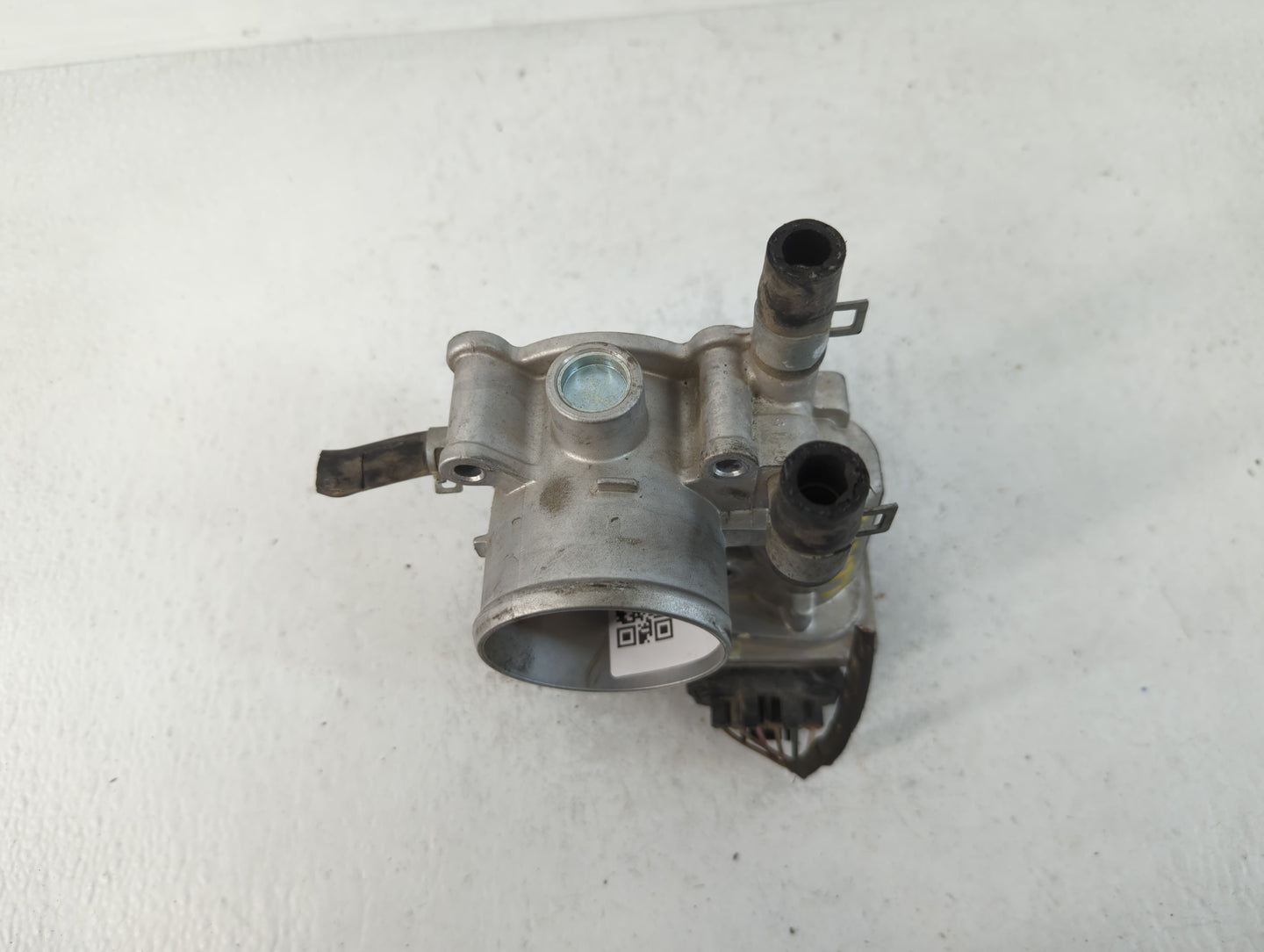 2012-2019 Kia Rio Throttle Body P/N:35100-2B300 Fits Fits 2012 2013 2014 2015 2016 2017 2018 2019 OEM Used Auto Parts - Oemu