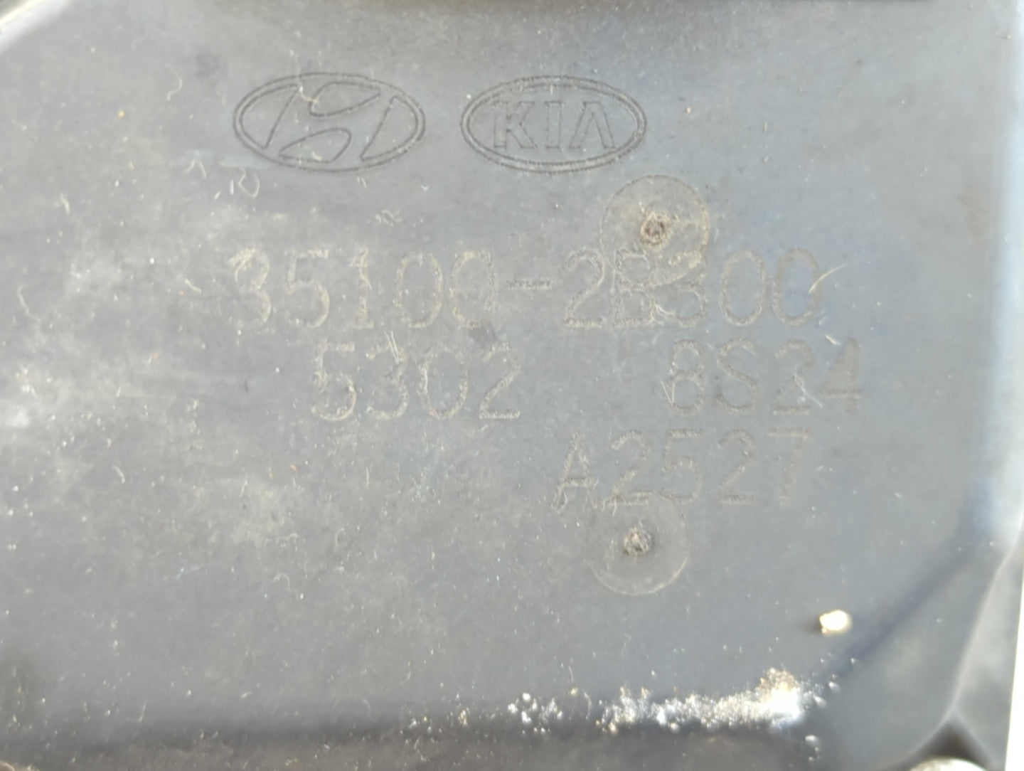 2012-2019 Kia Rio Throttle Body P/N:35100-2B300 Fits Fits 2012 2013 2014 2015 2016 2017 2018 2019 OEM Used Auto Parts - Oemu