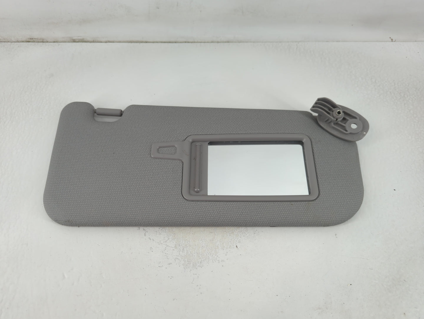 2012-2017 Kia Rio Sun Visor Shade Replacement Passenger Right Mirror Fits Fits 2012 2013 2014 2015 2016 2017 OEM Used Auto P