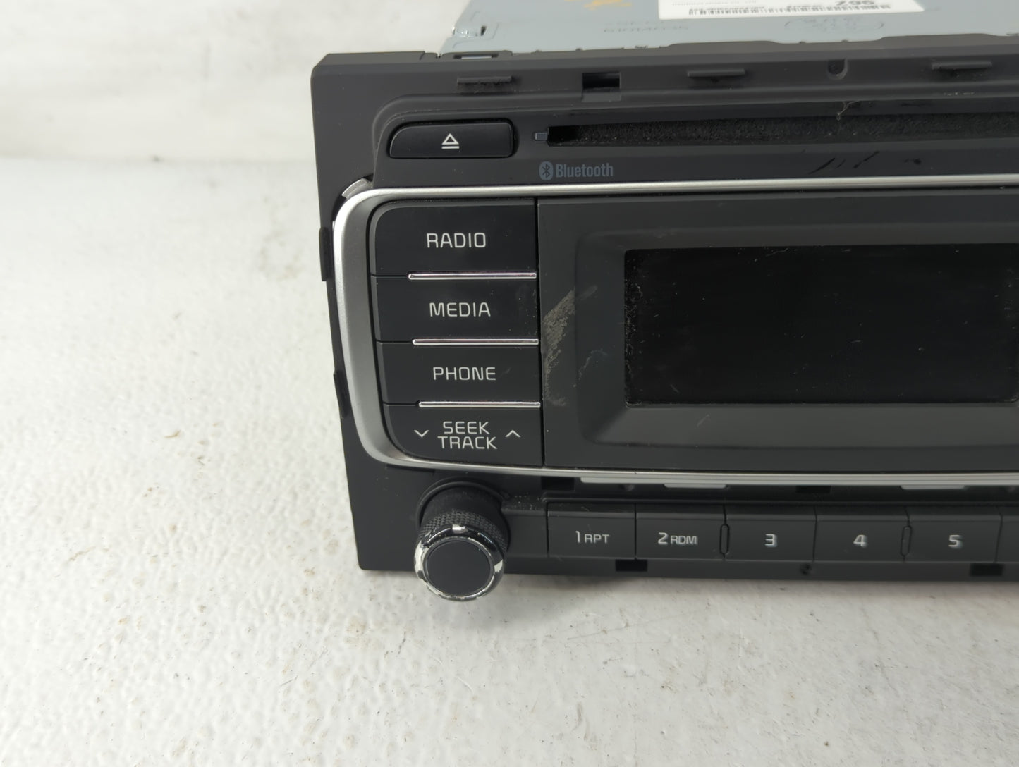 2016-2017 Kia Rio Radio AM FM Cd Player Receiver Replacement P/N:96170-1W960CA Fits Fits 2016 2017 OEM Used Auto Parts - Oem