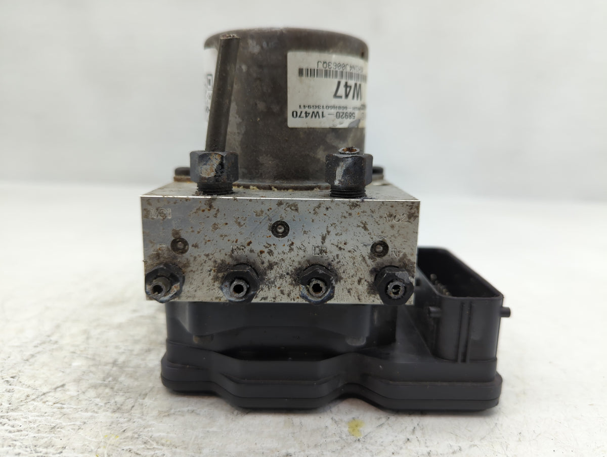 2016-2017 Kia Rio Anti-Lock Brake ABS Pump Module Actuator OEM P/N:58920-1W470 Fits Fits 2016 2017 OEM Used Auto Parts - Oem