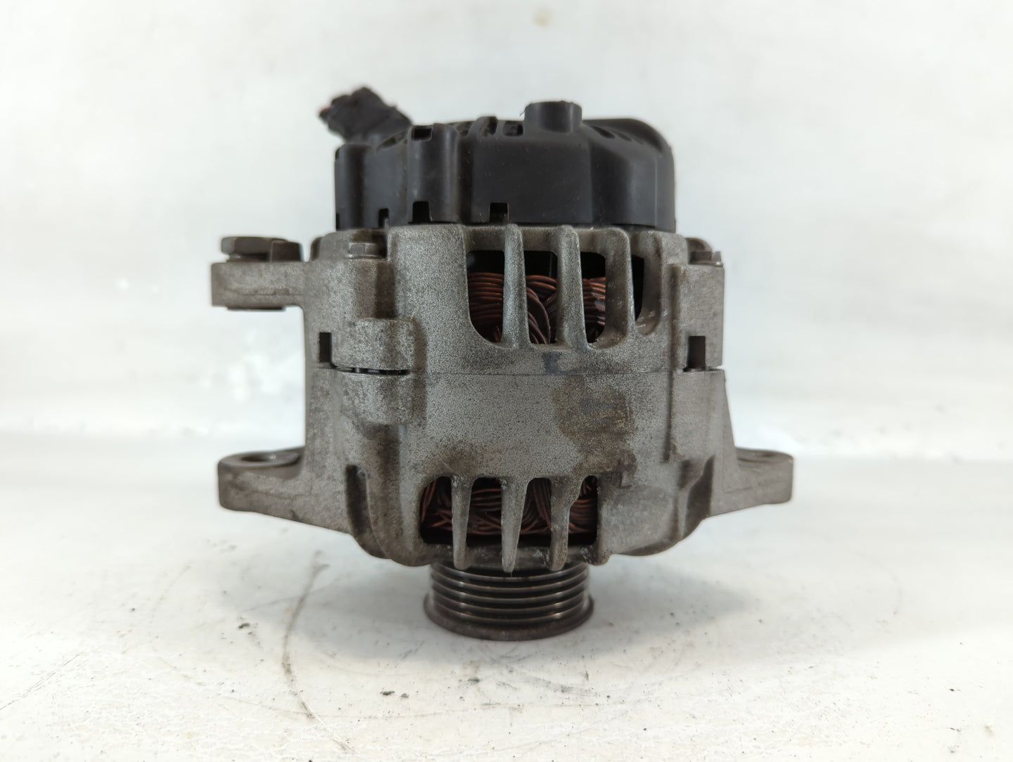 2016-2017 Kia Rio Alternator Replacement Generator Charging Assembly Engine OEM P/N:37300-2B610 2616564 Fits Fits 2016 2017 