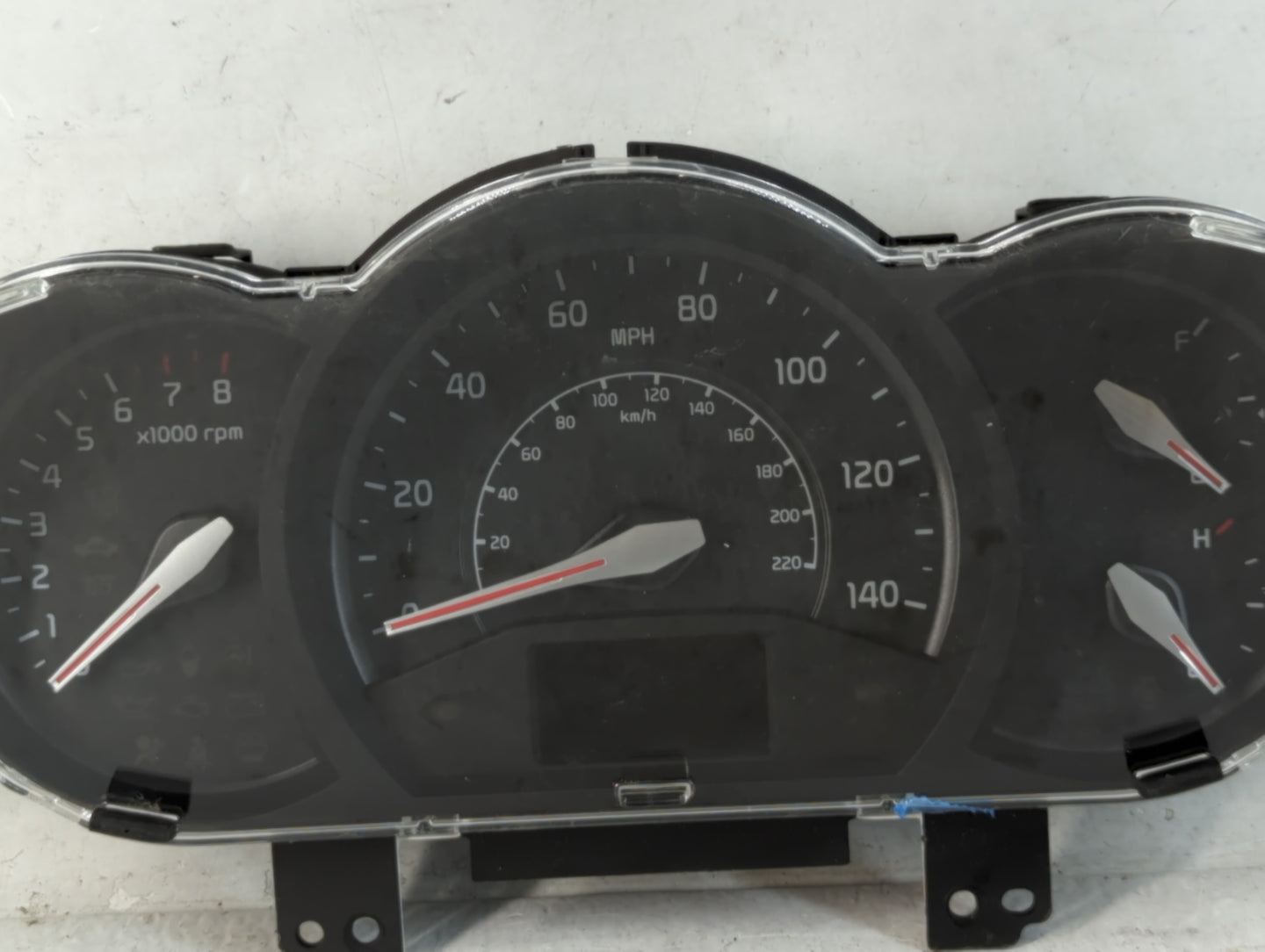 2016-2017 Kia Rio Instrument Cluster Speedometer Gauges P/N:94024-1W770 Fits Fits 2016 2017 OEM Used Auto Parts - Oemusedaut