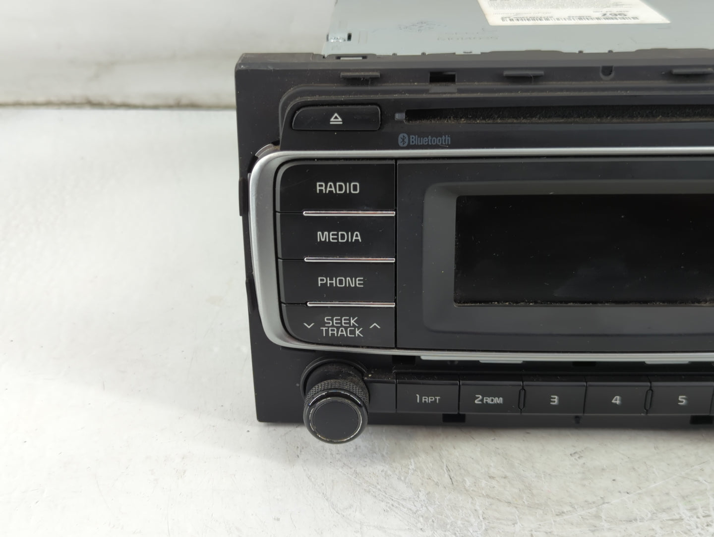 2016-2017 Kia Rio Radio AM FM Cd Player Receiver Replacement P/N:96170-1W960CA Fits Fits 2016 2017 OEM Used Auto Parts - Oem
