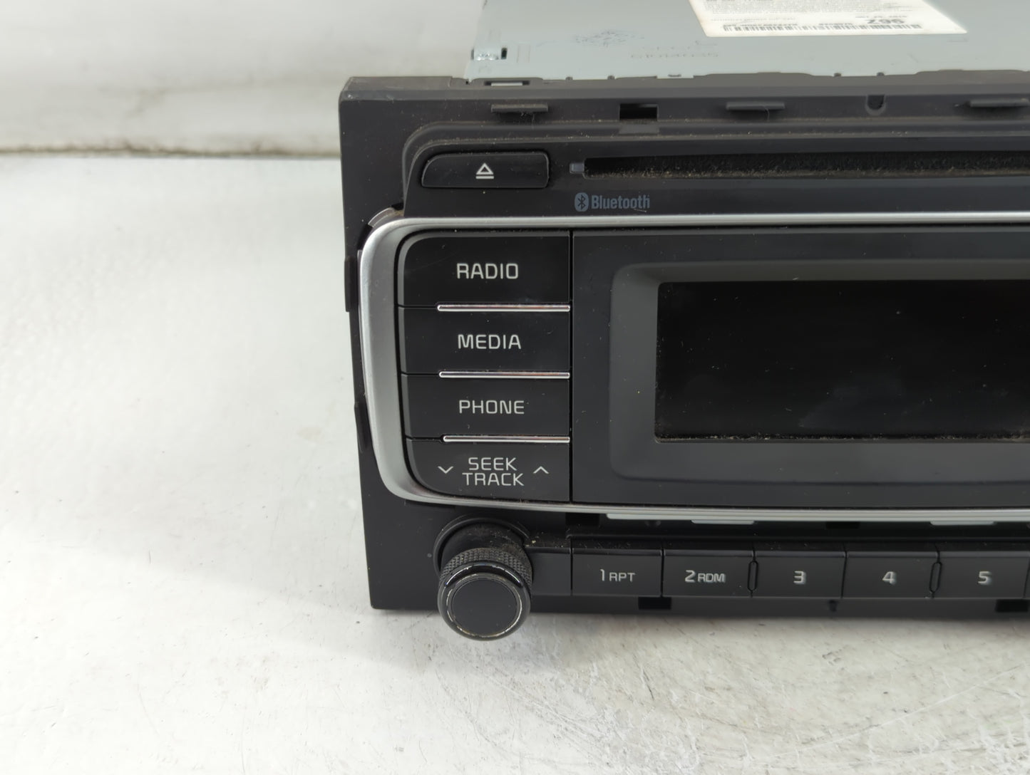 2016-2017 Kia Rio Radio AM FM Cd Player Receiver Replacement P/N:96170-1W960CA Fits Fits 2016 2017 OEM Used Auto Parts - Oem