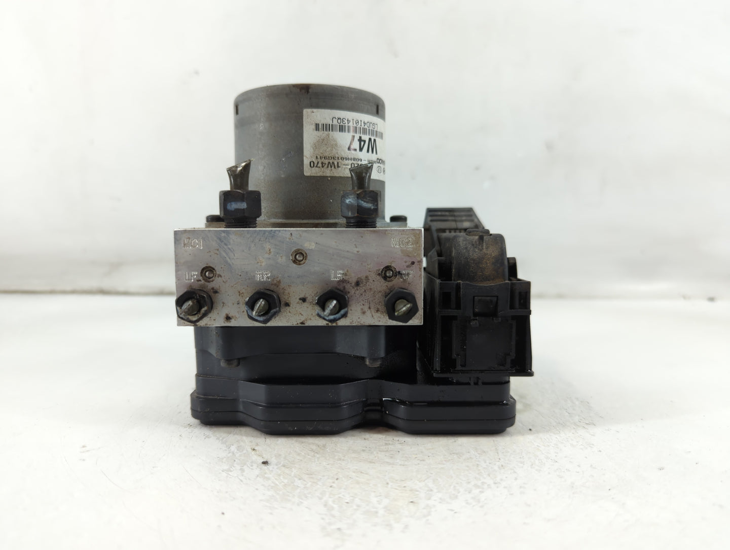 2016-2017 Kia Rio ABS Pump Control Module Replacement P/N:58920-1W470 Fits Fits 2016 2017 OEM Used Auto Parts - Oemusedautop