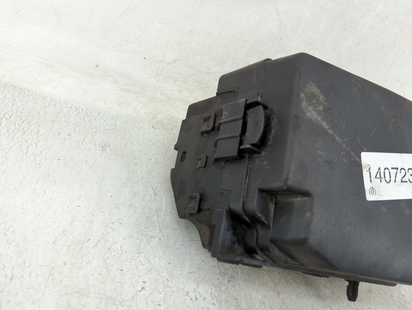 2016 Kia Rondo Fusebox Fuse Box Panel Relay Module Fits OEM Used Auto Parts - Oemusedautoparts1.com