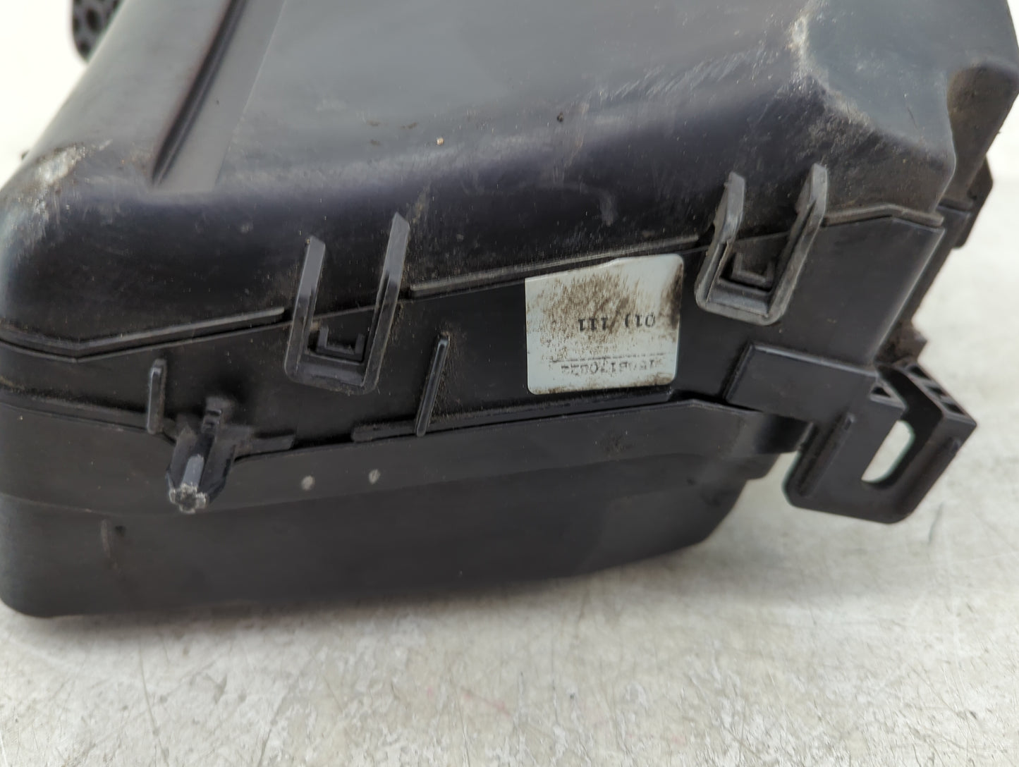 2016 Kia Rondo Fusebox Fuse Box Panel Relay Module Fits OEM Used Auto Parts - Oemusedautoparts1.com