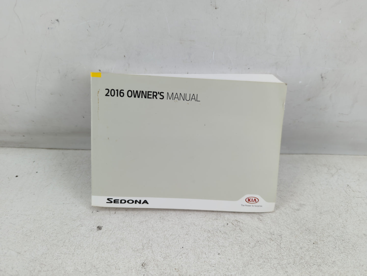 2016 Kia Sedona Owners Manual Book Guide P/N:GA90-EU59E OEM Used Auto Parts - Oemusedautoparts1.com