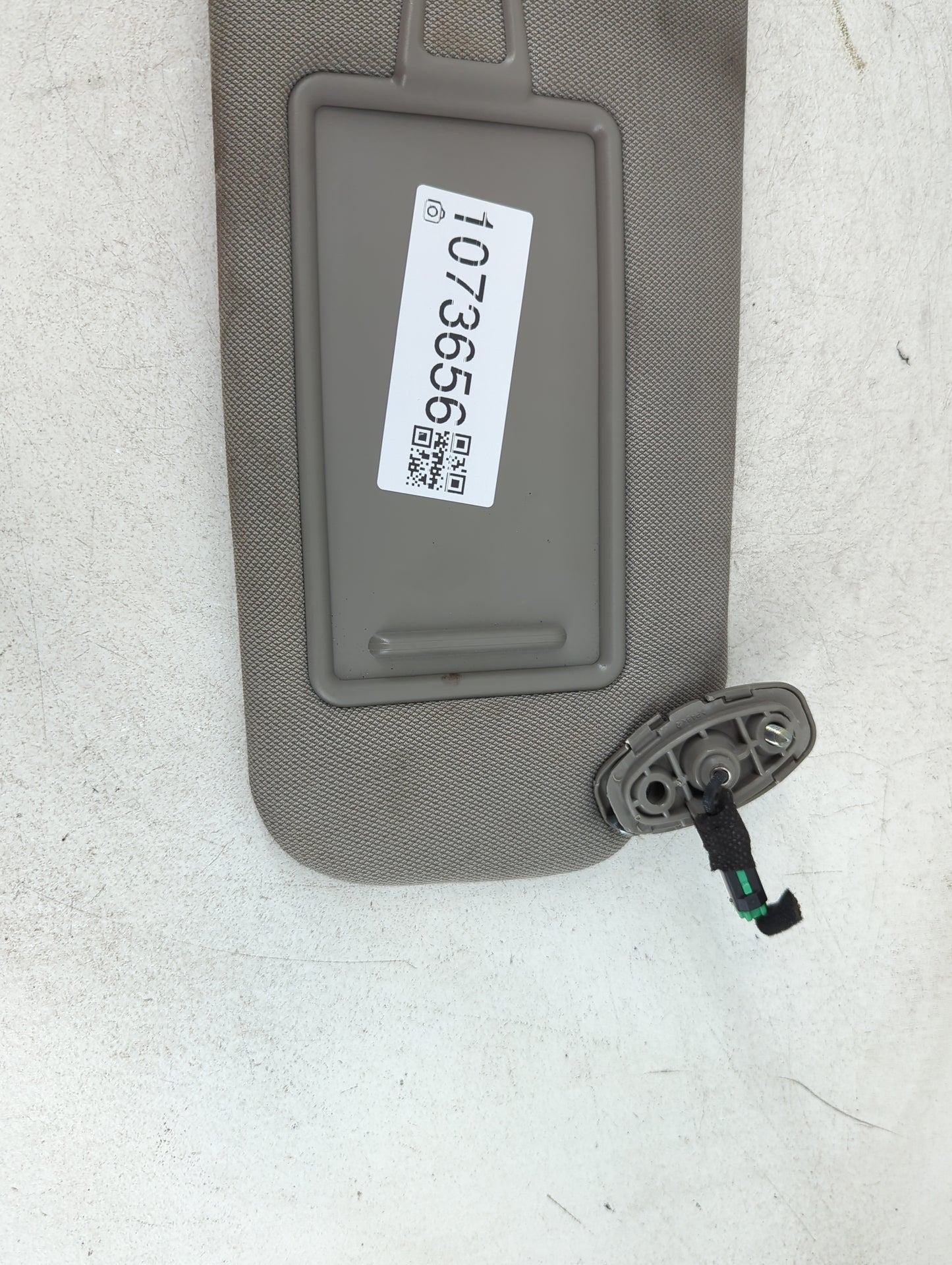 2015-2020 Kia Sedona Sun Visor Shade Replacement Passenger Right Mirror Fits Fits 2015 2016 2017 2018 2019 2020 OEM Used Aut