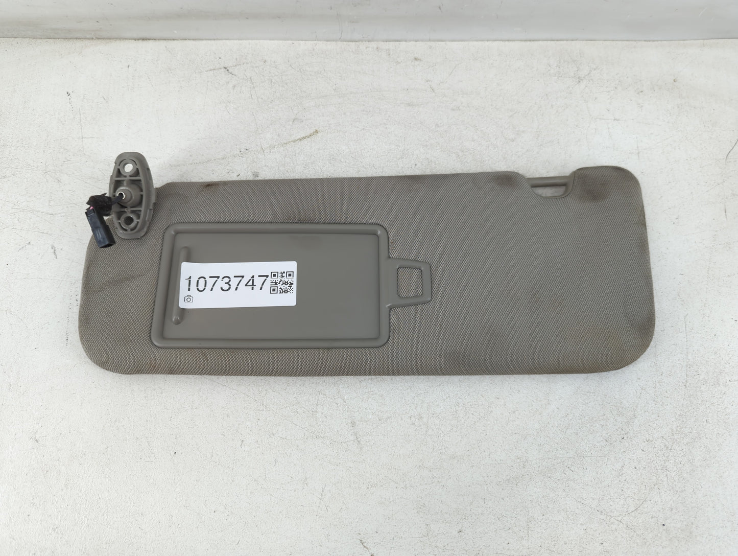 2015-2020 Kia Sedona Sun Visor Shade Replacement Driver Left Mirror Fits Fits 2015 2016 2017 2018 2019 2020 OEM Used Auto Pa