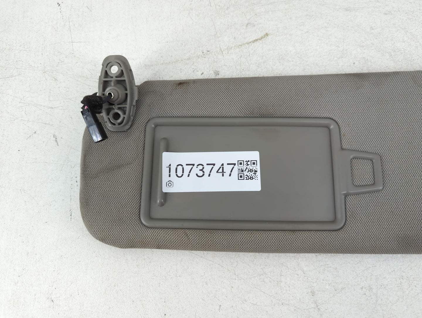 2015-2020 Kia Sedona Sun Visor Shade Replacement Driver Left Mirror Fits Fits 2015 2016 2017 2018 2019 2020 OEM Used Auto Pa