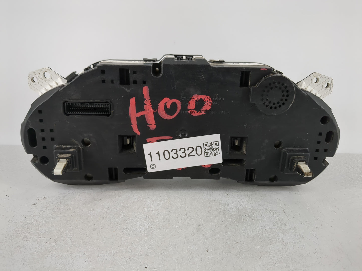 2015-2016 Kia Sedona Instrument Cluster Speedometer Gauges P/N:20150917 94003-A9021 Fits Fits 2015 2016 OEM Used Auto Parts 