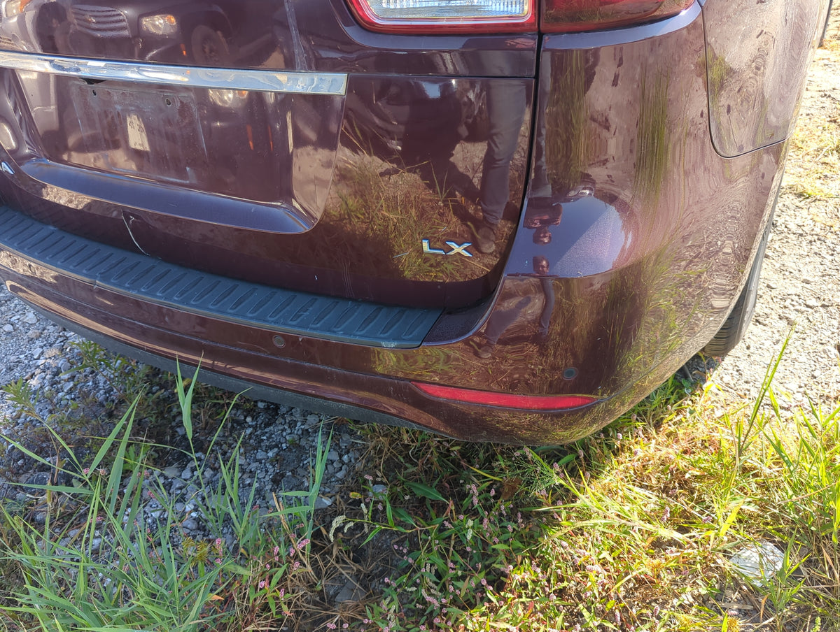 2015-2018 Kia Sedona Rear Bumper Assembly Oem - Oemusedautoparts1.com