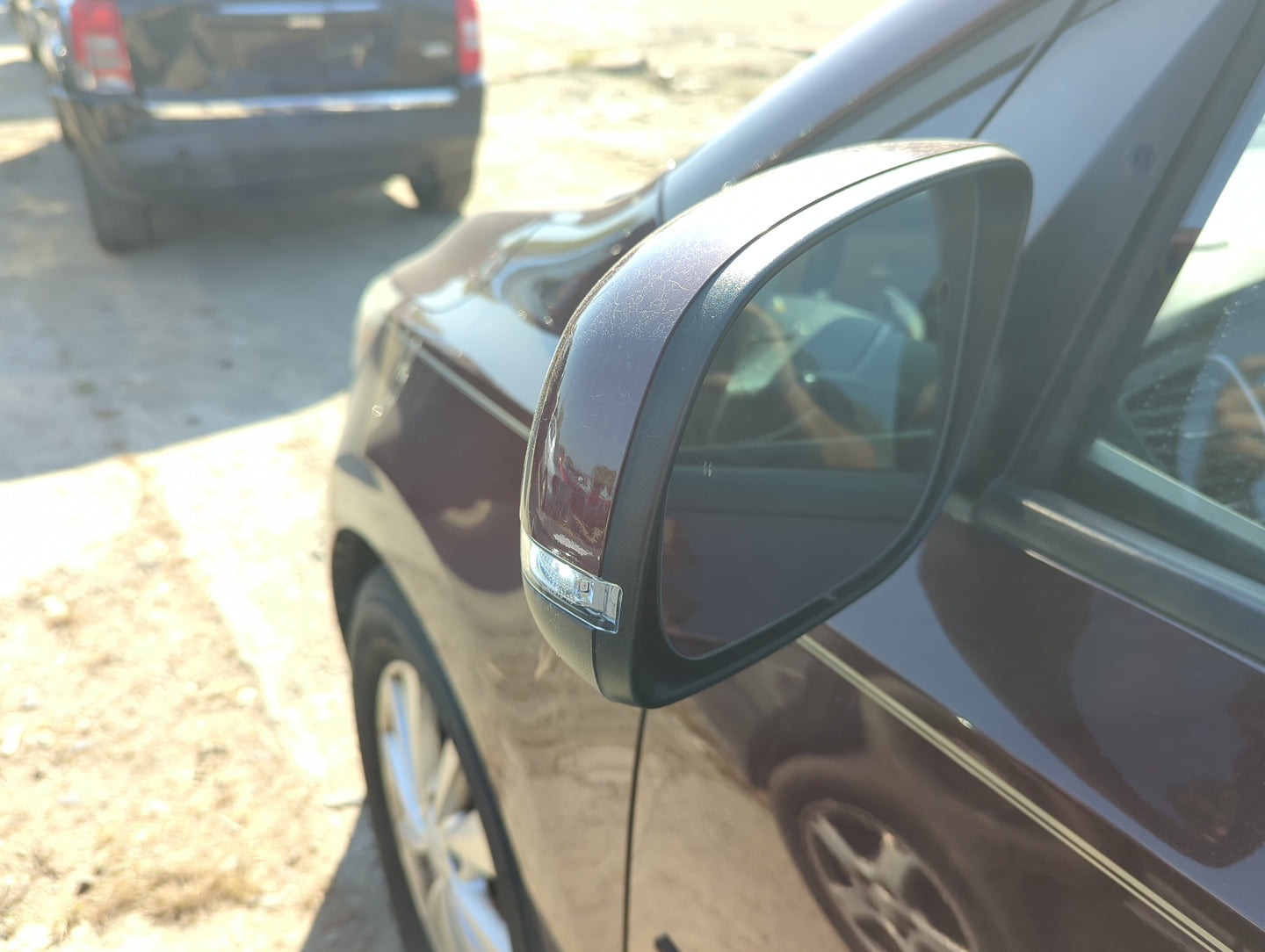 2015-2018 Kia Sedona Driver Side View Mirror - Left Door Mirror OEM Used - Oemusedautoparts1.com