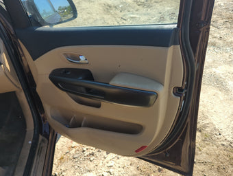 compare product 2016 Kia Sedona Front Right Passenger Interior Door Panel Trim 1152225