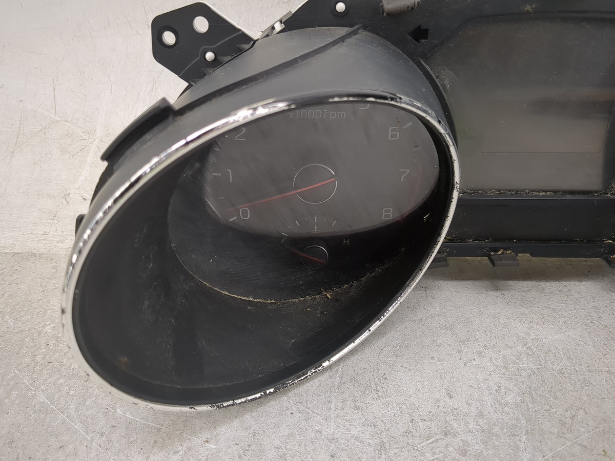 2015-2016 Kia Sedona Instrument Cluster Speedometer Gauges P/N:94003-A9021 Miles:190K Fits Fits 2015 2016 OEM Used Auto Part